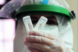 ROMA (ITALPRESS) - Numeri in crescita in Italia per quanto riguarda la diffusione del Covid. I nuovi...