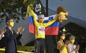 NIMES (FRANCIA) (ITALPRESS) - Nils Politt conquista la dodicesima tappa del Tour de France 2021, la...