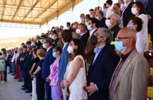 L’inno d’Italia e l’inno della Regione Siciliana Madreterra suonati dalla Fanfara a cavallo della...