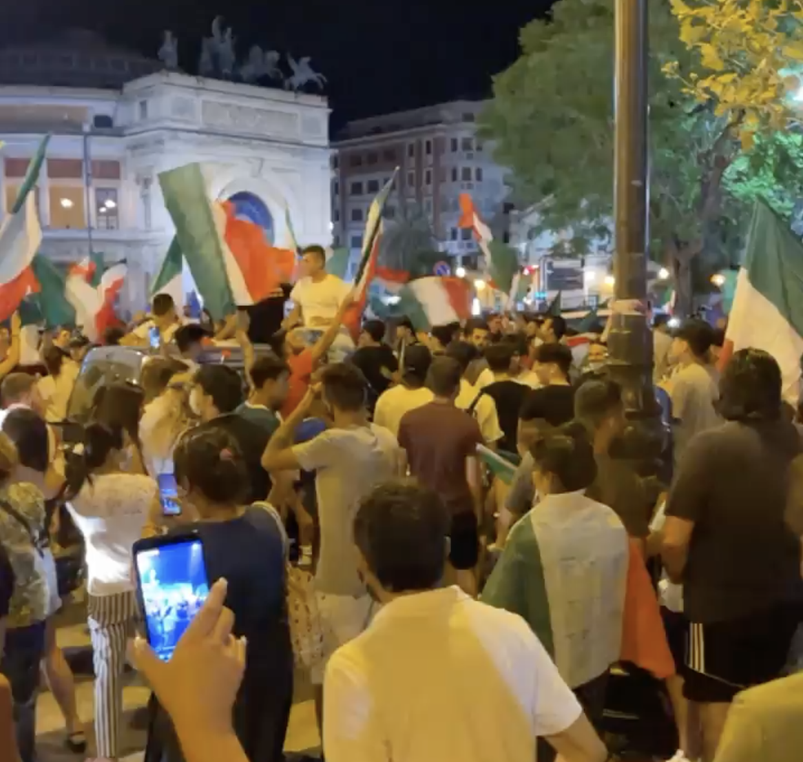 Notte di festa a Palermo per la vittoria delI’Italia agli Europei