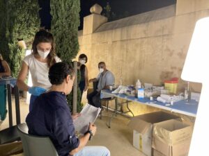 Una bella serata all’aperto, in compagnia degli amici, di una pizza e del vaccino. Buona la prima...