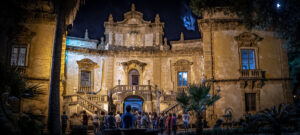 Sabato 10 luglio 2021, le visite serali alla splendida dimora nobiliare voluta dal Principe di...