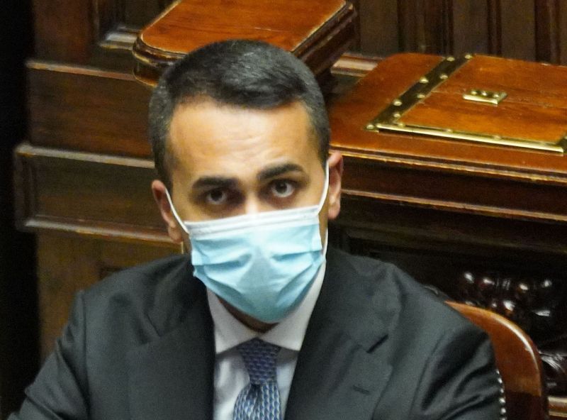 Di Maio “Niente scossoni, chi minaccia il governo minaccia la ripresa”