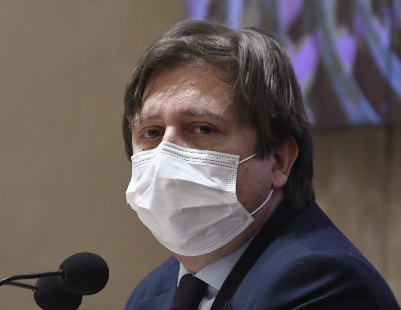 Sileri “80% vaccinati a metà settembre o si valuta obbligo”