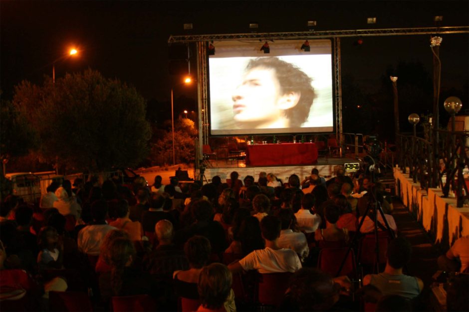Cinemovel, terminato il tour estivo di “Libero Cinema in Libera Terra”