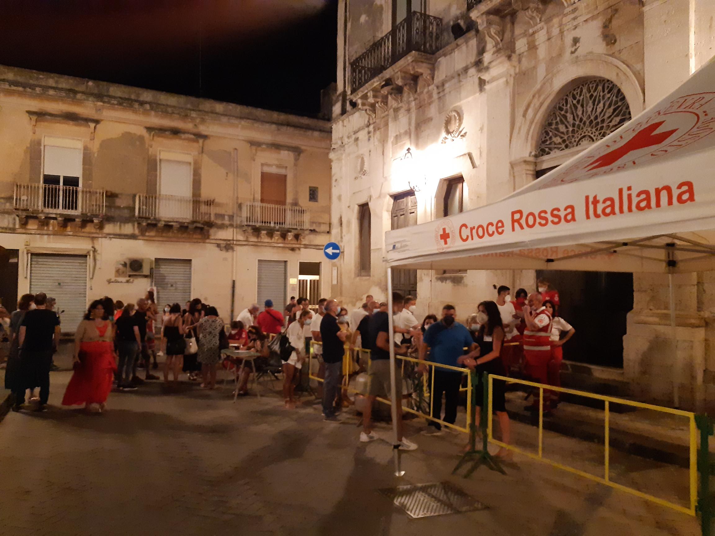 Covid, domenica vaccinazioni in piazza a Floridia