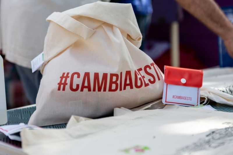 Terza tappa tour di #Cambiagesto contro inquinamento da mozziconi