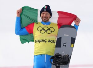 PECHINO (CINA) (ITALPRESS) - Omar Visintin conquista la medaglia di bronzo nello snowboardcross ai...
