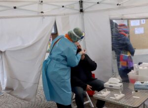 ROMA (ITALPRESS) - Continua la discesa dell'incidenza settimanale a livello nazionale: 962 ogni...