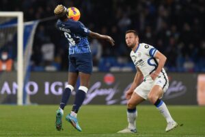 NAPOLI (ITALPRESS) - Napoli e Inter si accontentano di un punto a testa. Finisce 1-1 il match del...