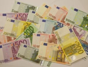 NAPOLI (ITALPRESS) – Intesa Sanpaolo e l’Associazione Finetica Onlus hanno sottoscritto una...