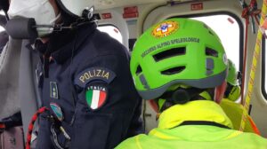 La Sicilia, lo si sa, è una terra di mare e di montagna ed alle sue straordinarie bellezze...