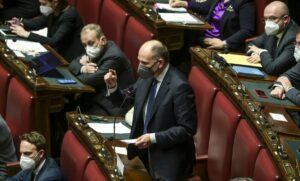 ROMA (ITALPRESS) -“Sostegno in nome del principio di democrazia e libertà che non sono parole piene...