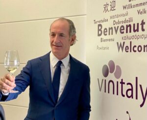 VENEZIA (ITALPRESS) – “Verona torna ad essere la capitale mondiale del vino con Vinitaly che riapre...