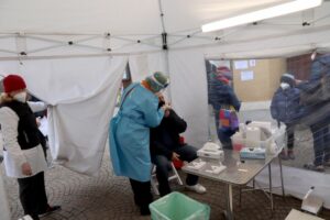 ROMA (ITALPRESS) – Secondo il bollettino del ministero della Salute, i nuovi positivi sono 28.368...