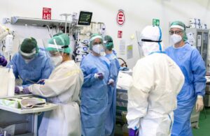 ROMA (ITALPRESS) – Secondo il bollettino del ministero della Salute, i nuovi positivi sono 61.555...