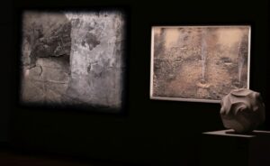 PALERMO (ITALPRESS) – Concreta. Potente (artisticamente). Irriverente. Non conformista. .RE è una...