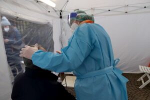 ROMA (ITALPRESS) – In calo l’incidenza settimanale a livello nazionale dei casi Covid: 675 ogni...