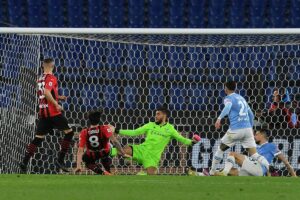 ROMA (ITALPRESS) – All’Olimpico va in scena una partita ricca di emozioni, vinta in rimonta per 2-1...