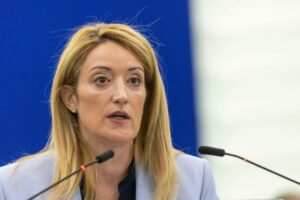 FIRENZE (ITALPRESS) – “Dobbiamo e vogliamo sganciare le nostre dipendenze dal Cremlino. Perchè...