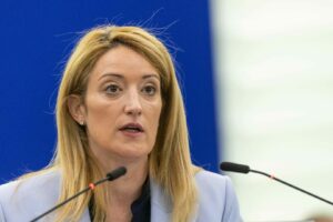 ROMA (ITALPRESS) – “I Paesi stanno fornendo armi agli ucraini. Penso che potevamo farlo prima e più...