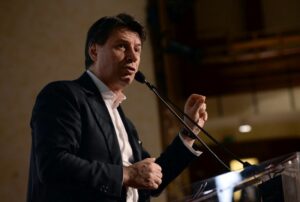ROMA (ITALPRESS) – “Di fronte alle armi io vi dico subito qual è la sensibilità del M5S. Vogliamo...