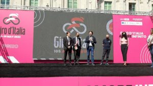 "Il Giro di Sicilia ad aprile, il Giro d'Italia e il Giro-E in questi giorni di maggio muovono...