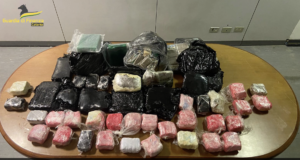 I Finanzieri del Comando Provinciale della Guardia di Catania, all’esito di un servizio di contrasto...