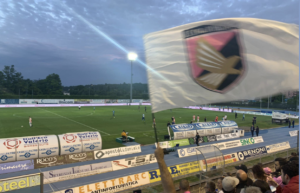 Il Palermo centra la quinta vittoria di fila in trasferta e batte la Feralpisalò 3-0 nell'andata...
