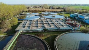 MILANO (ITALPRESS) – Ricavi che superano i 382 milioni di euro e un risultato netto d’esercizio di...