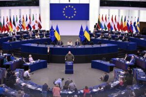 ROMA (ITALPRESS) – In Ucraina si continua a combattere, soprattutto nell’est del Paese, e nulla...