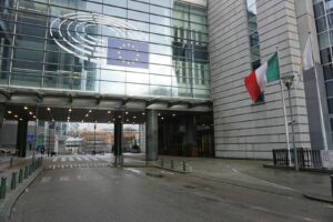 BRUXELLES (ITALPRESS) – Il Parlamento europeo ha adottato una risoluzione nella quale si invitano i...