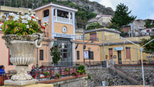 RLa troupe televisiva Domenica 26 Giugno raggiungerà il piccolo paese abbarbicato a 723mslm sui...