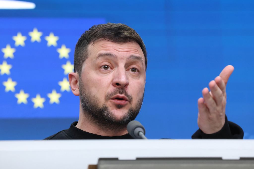 Ucraina, Zelensky “Meloni donna forte”. Berlusconi? “Gli mando vodka”