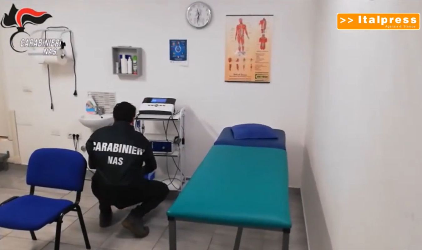 Controlli dei Nas a medici di famiglia e pediatri, denunce nel Catanese