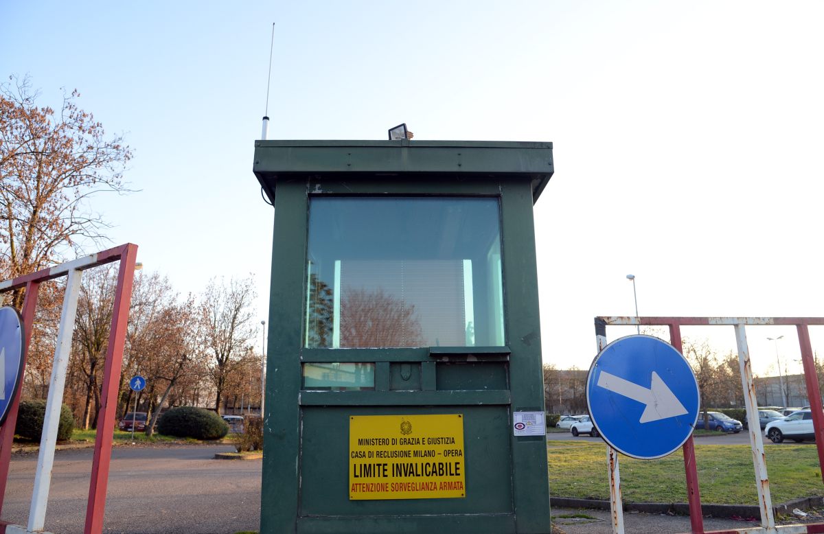 Cospito dimesso dall’ospedale, torna in carcere