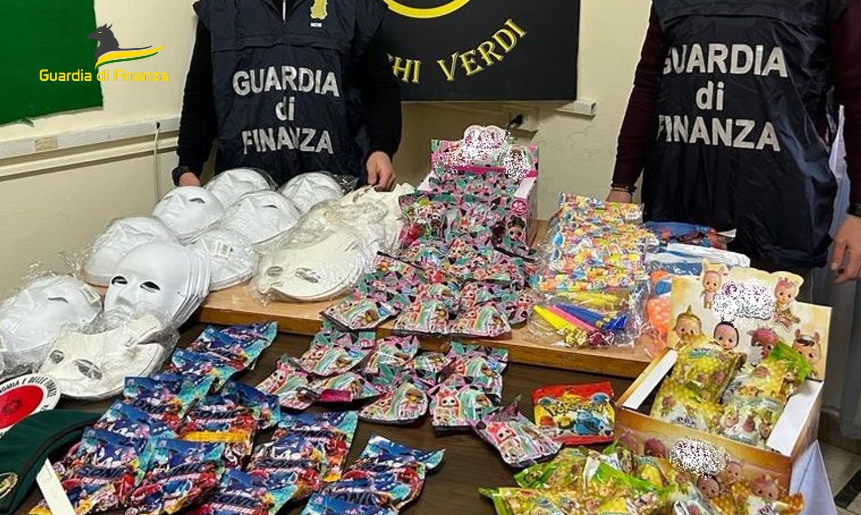 Sequestrati prodotti contraffatti e pericolosi a Caltanissetta