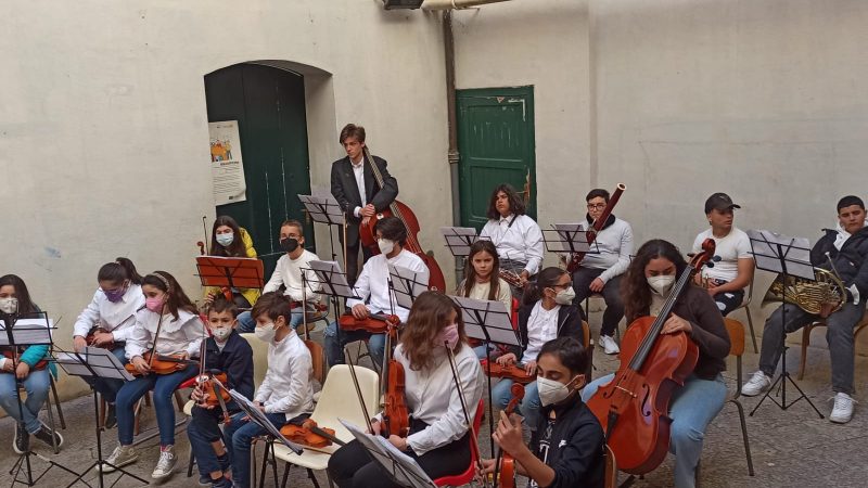 Con l’APS “Teatro dei ragazzi” i ragazzi sviluppano il loro sogno di fare musica