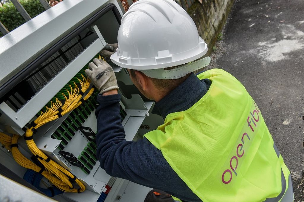 Fibra ottica, a Monreale arriva la rete pubblica di Open Fiber