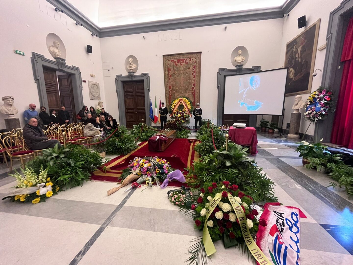 Gianni Minà, in Campidoglio l’ultimo saluto al giornalista