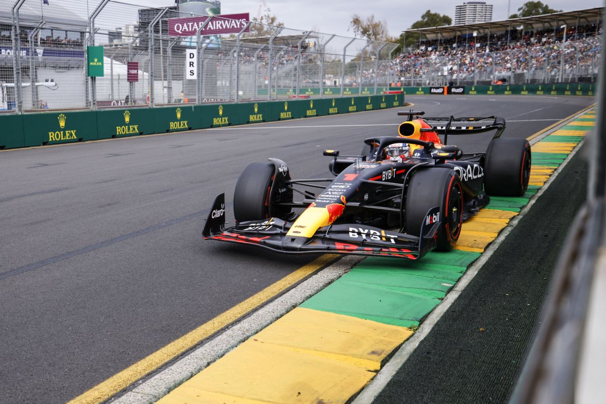 In Australia vince Verstappen davanti a Hamilton, terzo Alonso