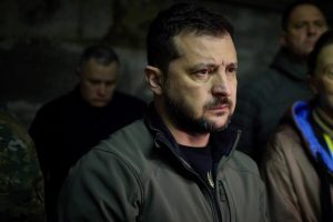 KIEV (ITALPRESS) – Il presidente ucraino Volodymyr Zelensky ha accolto oggi a Kiev la prima ministra...