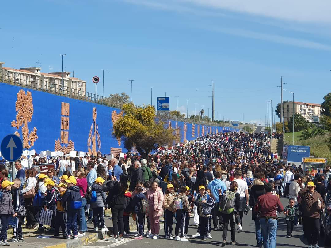 Librino, festa per inaugurare la Porta delle Farfalle nel segno della legalità