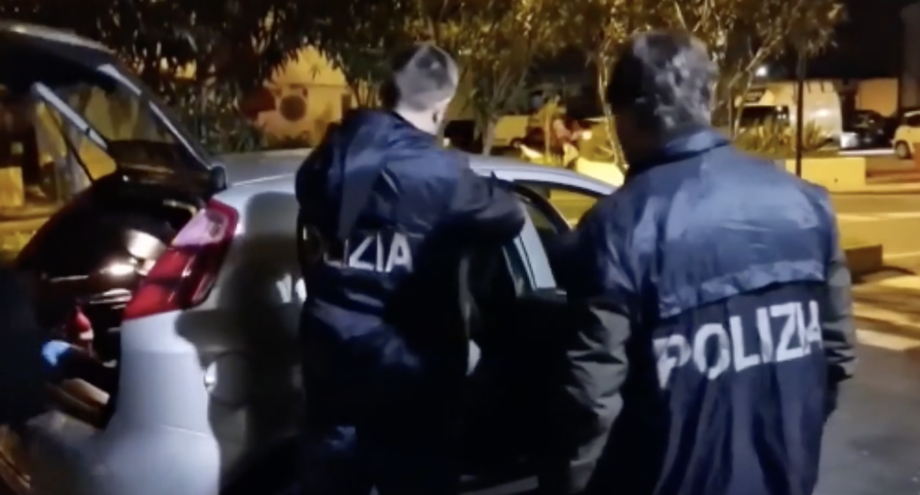 Traffico di esseri umani, fermate 25 persone. Offrivano “pacchetti completi di viaggio”