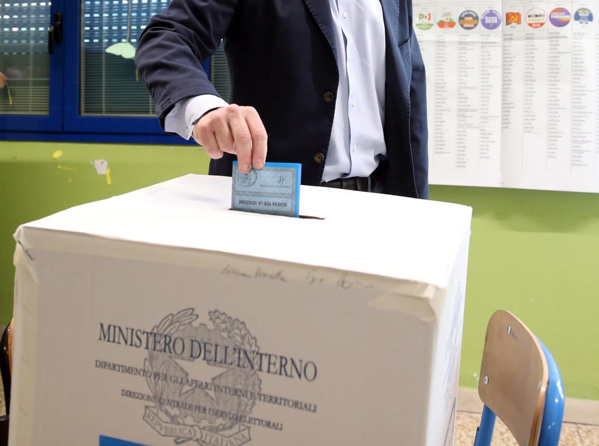 Amministrative, affluenza in calo al 59,03%