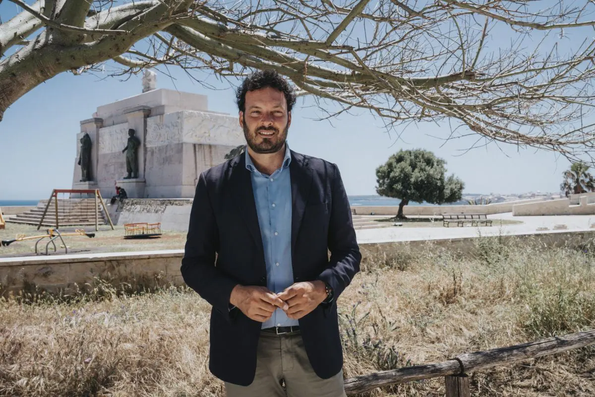 Italia rieletto sindaco di Siracusa, ad Acireale vince Barbagallo