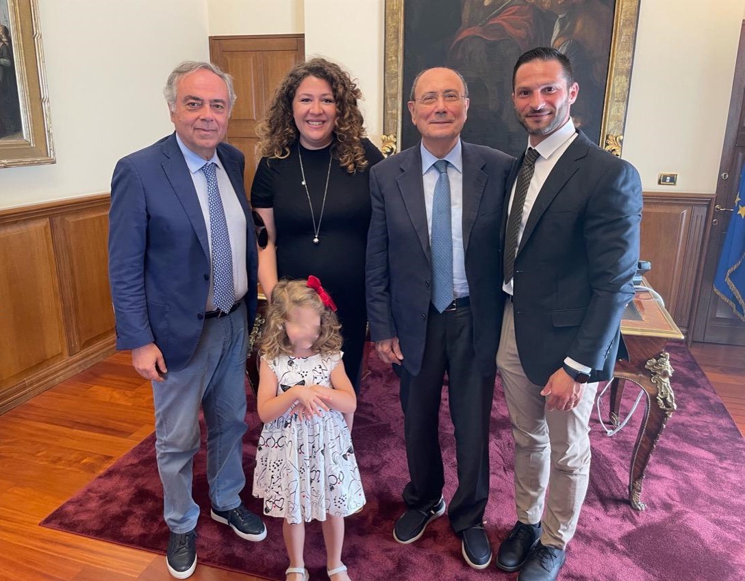 Schifani: “Felice per la piccola Serena che riavrà le sue lenti a contatto”