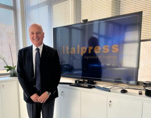 PALERMO (ITALPRESS) – Abbattimento delle liste d’attesa, piena attuazione del Piano nazionale di...