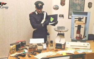 BARI (ITALPRESS) – I carabinieri del Comando Provinciale di Bari, con il supporto dei reparti...