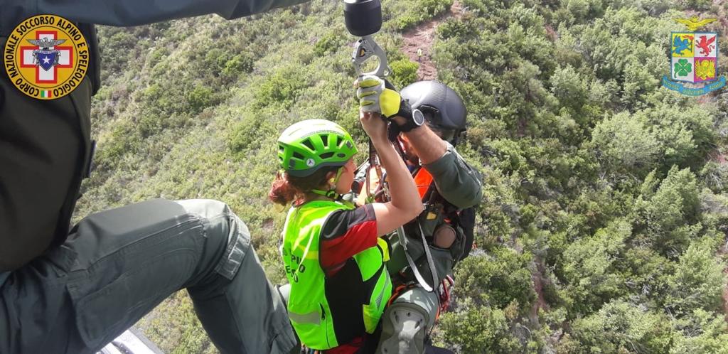 Soccorsa un’escursionista a Salina, interviene il Soccorso Alpino